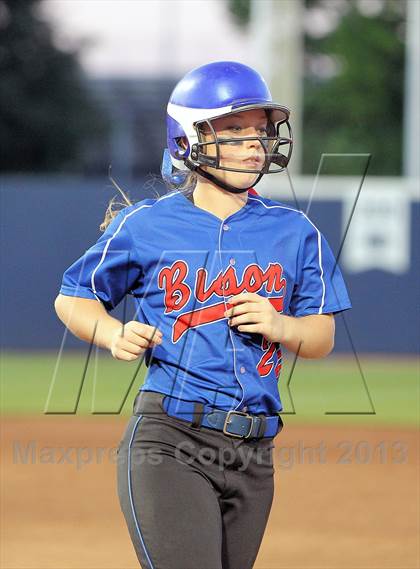 Thumbnail 2 in Valley View vs Fort LeBoeuf (PIAA Class AAA Final) photogallery.