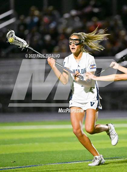 Thumbnail 2 in Valor Christian vs. Regis Jesuit (CHSAA 5A Semi-Final) photogallery.