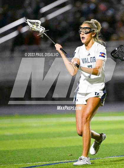 Thumbnail 1 in Valor Christian vs. Regis Jesuit (CHSAA 5A Semi-Final) photogallery.