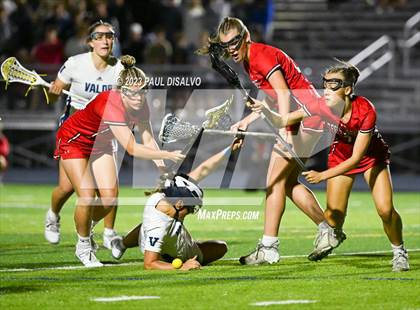 Thumbnail 3 in Valor Christian vs. Regis Jesuit (CHSAA 5A Semi-Final) photogallery.