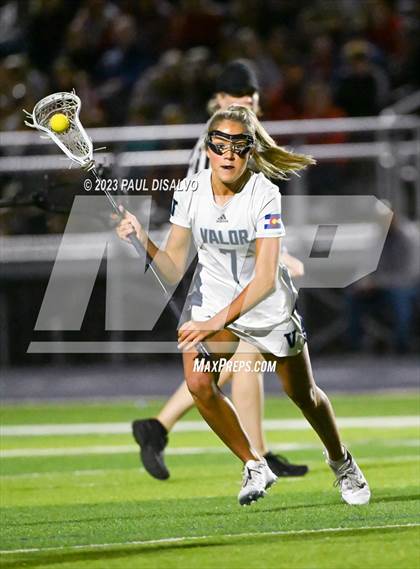 Thumbnail 1 in Valor Christian vs. Regis Jesuit (CHSAA 5A Semi-Final) photogallery.