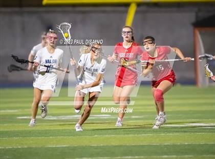 Thumbnail 2 in Valor Christian vs. Regis Jesuit (CHSAA 5A Semi-Final) photogallery.