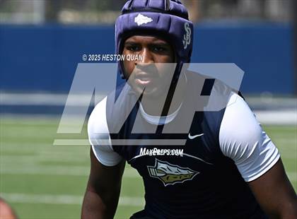 Thumbnail 3 in St. John Bosco vs. Corona del Mar (Brave 8 Invitational) photogallery.