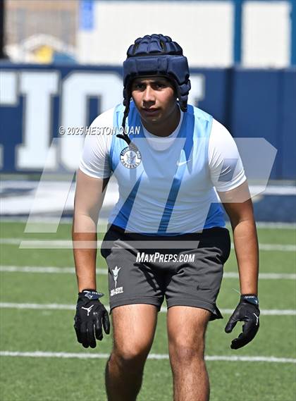 Thumbnail 2 in St. John Bosco vs. Corona del Mar (Brave 8 Invitational) photogallery.