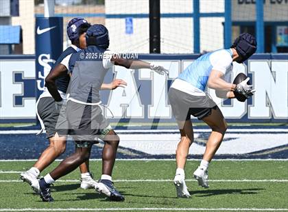 Thumbnail 2 in St. John Bosco vs. Corona del Mar (Brave 8 Invitational) photogallery.