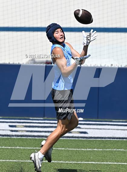 Thumbnail 2 in St. John Bosco vs. Corona del Mar (Brave 8 Invitational) photogallery.