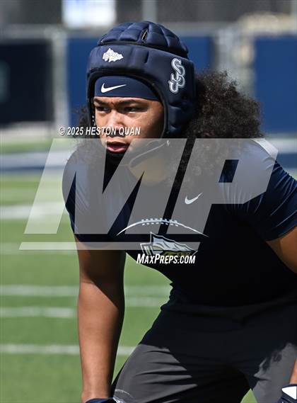 Thumbnail 2 in St. John Bosco vs. Corona del Mar (Brave 8 Invitational) photogallery.