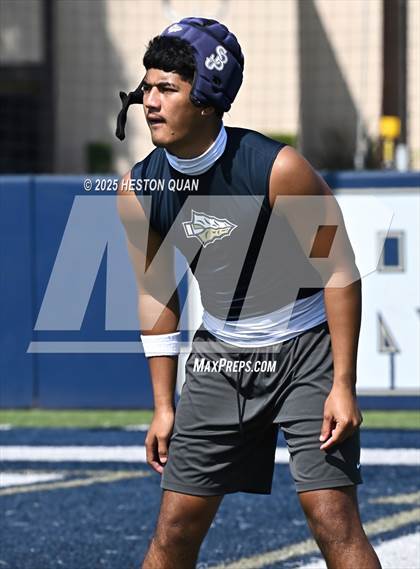 Thumbnail 1 in St. John Bosco vs. Corona del Mar (Brave 8 Invitational) photogallery.