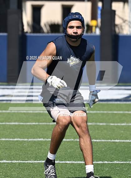 Thumbnail 3 in St. John Bosco vs. Corona del Mar (Brave 8 Invitational) photogallery.