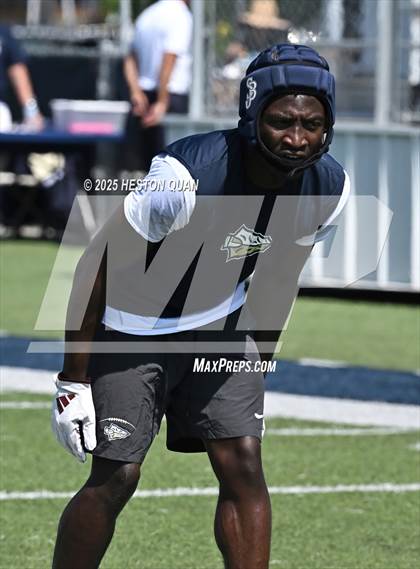 Thumbnail 1 in St. John Bosco vs. Corona del Mar (Brave 8 Invitational) photogallery.