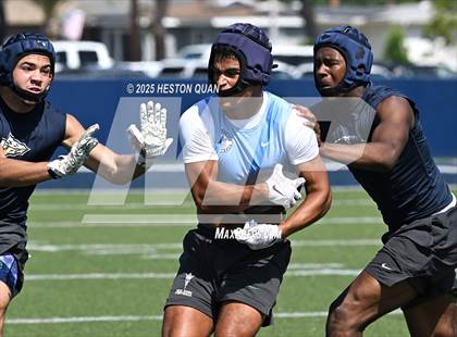 Thumbnail 1 in St. John Bosco vs. Corona del Mar (Brave 8 Invitational) photogallery.
