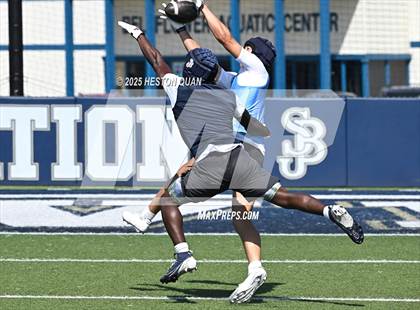 Thumbnail 2 in St. John Bosco vs. Corona del Mar (Brave 8 Invitational) photogallery.