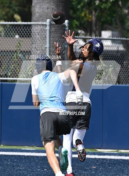 Thumbnail 2 in St. John Bosco vs. Corona del Mar (Brave 8 Invitational) photogallery.
