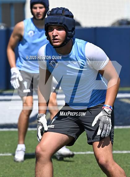 Thumbnail 3 in St. John Bosco vs. Corona del Mar (Brave 8 Invitational) photogallery.