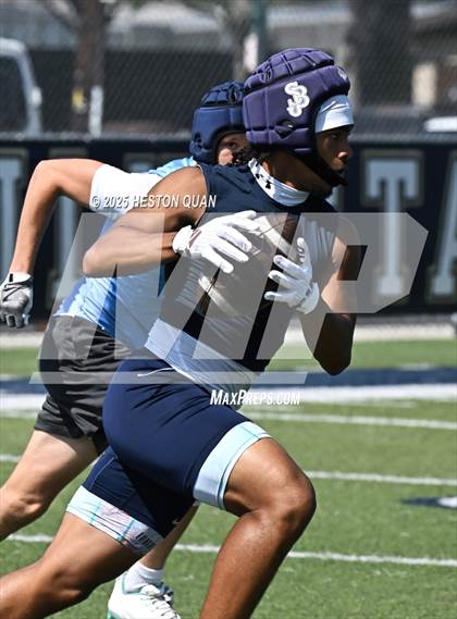 Thumbnail 3 in St. John Bosco vs. Corona del Mar (Brave 8 Invitational) photogallery.
