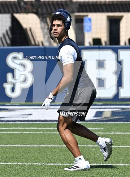 Thumbnail 3 in St. John Bosco vs. Corona del Mar (Brave 8 Invitational) photogallery.