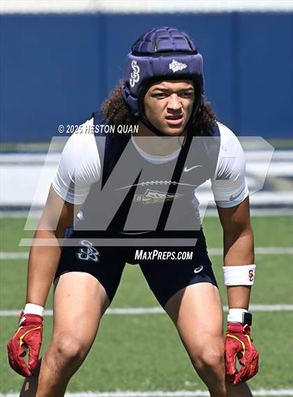 Thumbnail 1 in St. John Bosco vs. Corona del Mar (Brave 8 Invitational) photogallery.