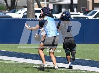 Thumbnail 1 in St. John Bosco vs. Corona del Mar (Brave 8 Invitational) photogallery.