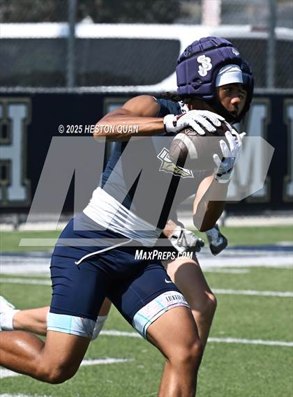 Thumbnail 2 in St. John Bosco vs. Corona del Mar (Brave 8 Invitational) photogallery.