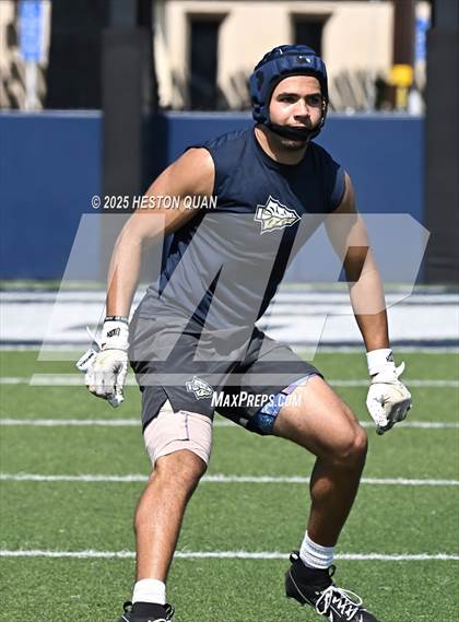 Thumbnail 1 in St. John Bosco vs. Corona del Mar (Brave 8 Invitational) photogallery.