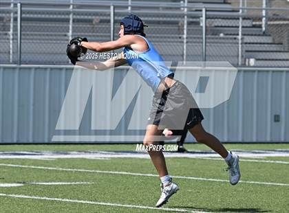 Thumbnail 3 in St. John Bosco vs. Corona del Mar (Brave 8 Invitational) photogallery.