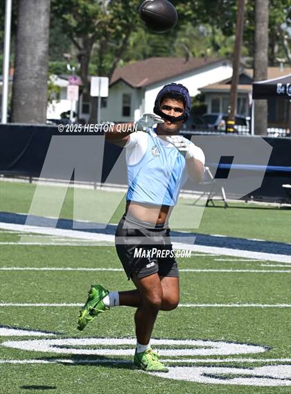 Thumbnail 2 in St. John Bosco vs. Corona del Mar (Brave 8 Invitational) photogallery.