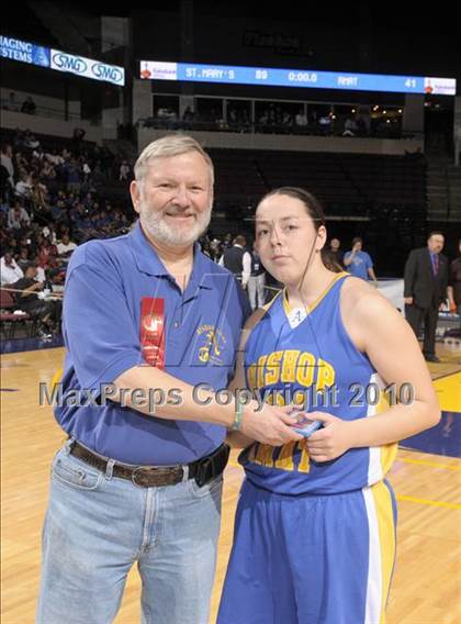 Thumbnail 3 in Bishop Amat vs. St. Mary's (CIF State D3 Award Photos) photogallery.