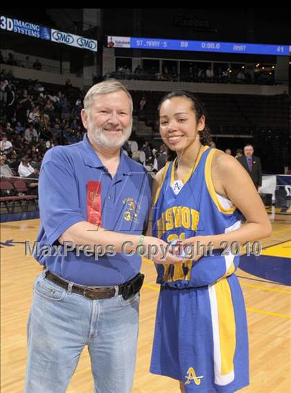 Thumbnail 1 in Bishop Amat vs. St. Mary's (CIF State D3 Award Photos) photogallery.