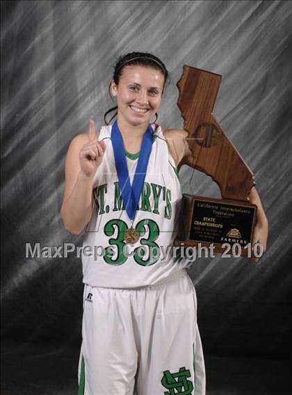 Thumbnail 3 in Bishop Amat vs. St. Mary's (CIF State D3 Award Photos) photogallery.