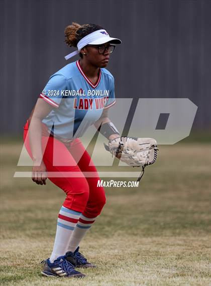 Thumbnail 1 in Warren Central @ South Panola photogallery.