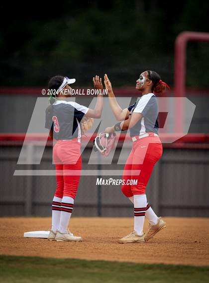Thumbnail 2 in Warren Central @ South Panola photogallery.