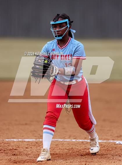 Thumbnail 2 in Warren Central @ South Panola photogallery.