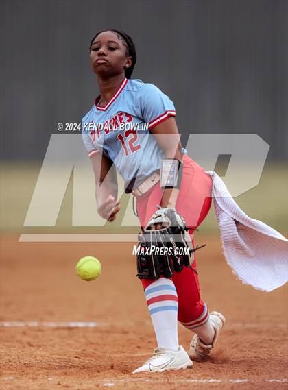 Thumbnail 3 in Warren Central @ South Panola photogallery.