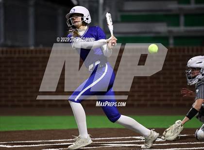 Thumbnail 3 in Van Alstyne @ Caddo Mills photogallery.