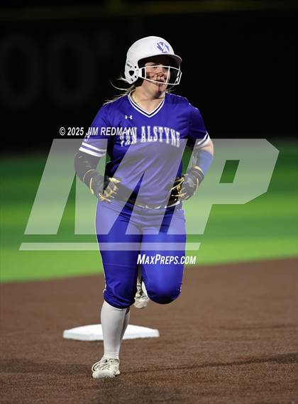 Thumbnail 2 in Van Alstyne @ Caddo Mills photogallery.