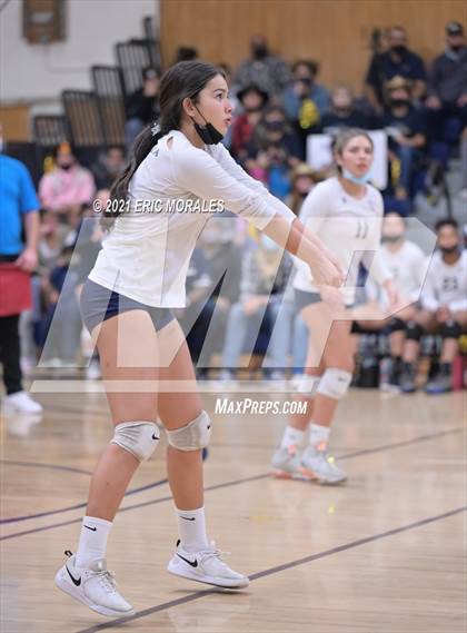 Thumbnail 2 in Bonita Vista vs Mt. Carmel (CIF SDS D3 Semifinal) photogallery.