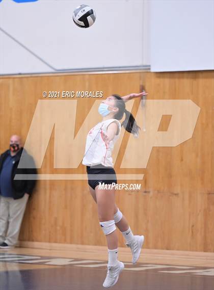Thumbnail 1 in Bonita Vista vs Mt. Carmel (CIF SDS D3 Semifinal) photogallery.