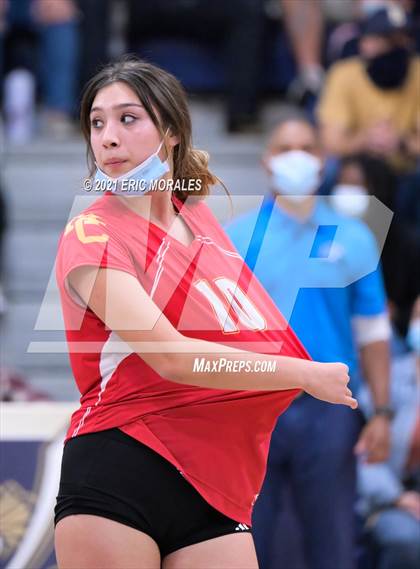 Thumbnail 3 in Bonita Vista vs Mt. Carmel (CIF SDS D3 Semifinal) photogallery.
