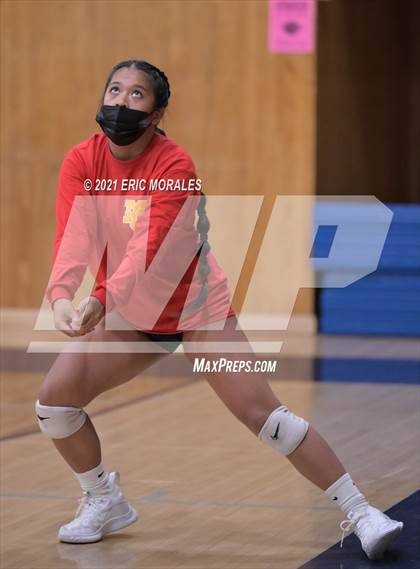 Thumbnail 2 in Bonita Vista vs Mt. Carmel (CIF SDS D3 Semifinal) photogallery.