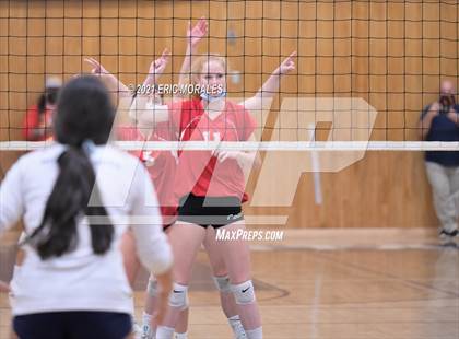 Thumbnail 3 in Bonita Vista vs Mt. Carmel (CIF SDS D3 Semifinal) photogallery.