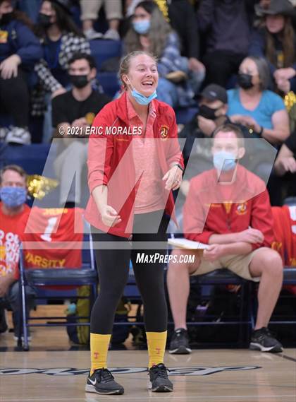 Thumbnail 1 in Bonita Vista vs Mt. Carmel (CIF SDS D3 Semifinal) photogallery.