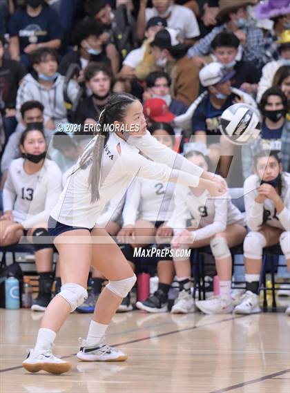 Thumbnail 2 in Bonita Vista vs Mt. Carmel (CIF SDS D3 Semifinal) photogallery.