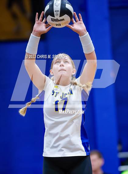 Thumbnail 2 in Seven Rivers Christian @ St. John Lutheran photogallery.