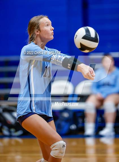 Thumbnail 1 in Seven Rivers Christian @ St. John Lutheran photogallery.