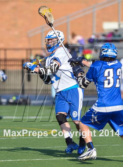 Thumbnail 2 in Covington Catholic vs. Eastern photogallery.