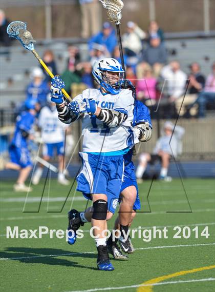 Thumbnail 3 in Covington Catholic vs. Eastern photogallery.