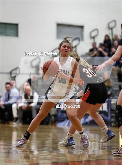 Thumbnail 3 in Central Columbia vs. Jersey Shore (PIAA District IV 4A Final) photogallery.