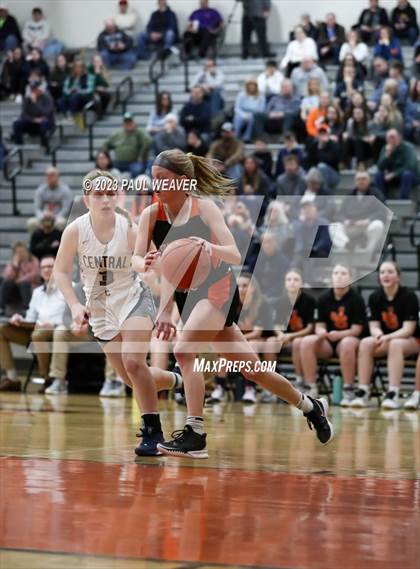 Thumbnail 3 in Central Columbia vs. Jersey Shore (PIAA District IV 4A Final) photogallery.