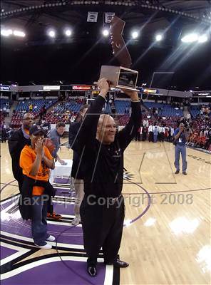 Thumbnail 3 in Dominguez vs. McClymonds (CIF State D1 Final) photogallery.