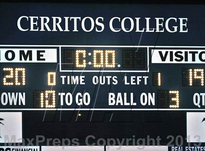 Thumbnail 3 in Orange Lutheran @ Servite photogallery.